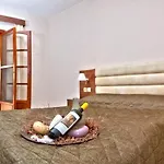 Panagiota Apartamento *